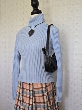 Light Blue Ribbed Turtleneck Sweater - Women's